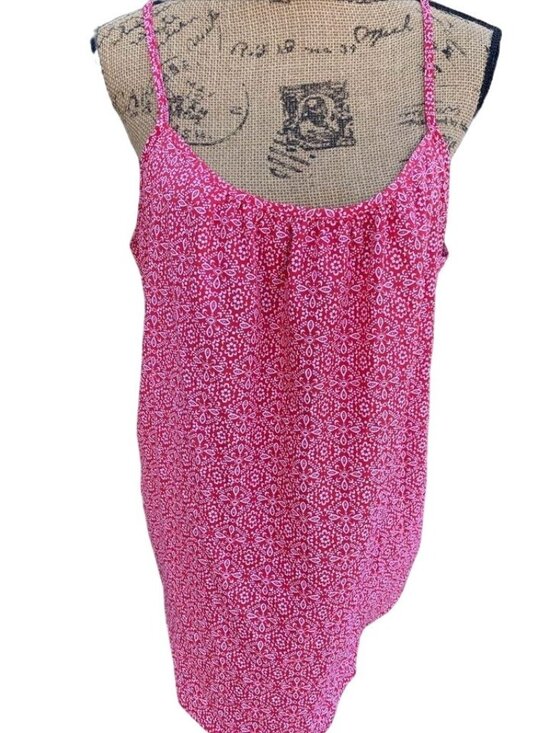 Faded Glory Tops - Red & White Paisley Long Tank Top XL Adjustable Straps